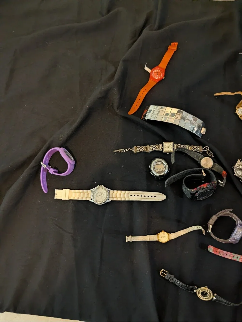 Lot 30 Watches Parts Repair Flea Market Resell
